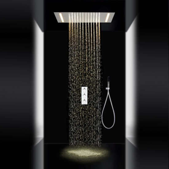 当代浴室LED小雨淋浴系统